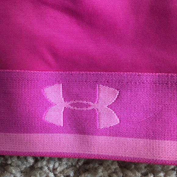 Under Armor Sports Bra - Picture 3 of 3